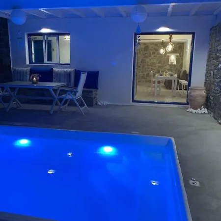 Parian White Luxury 아파트 Páros