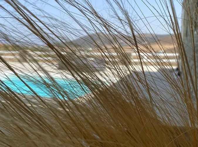 Parian White Luxury Apartamento