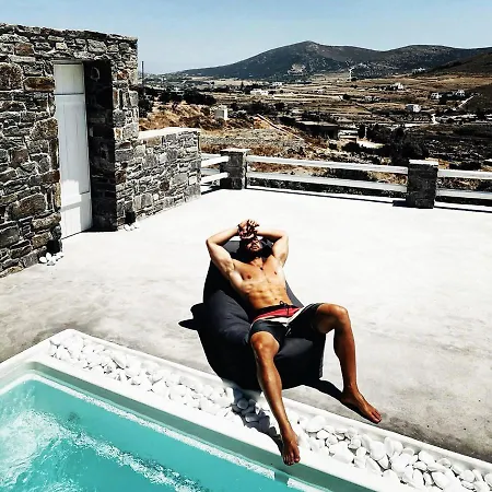 Parian White Luxury * Parikia (Paros)