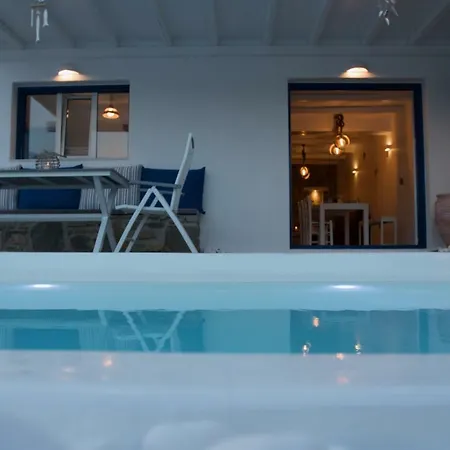 Parian White Luxury Apartment Parikia (Paros)